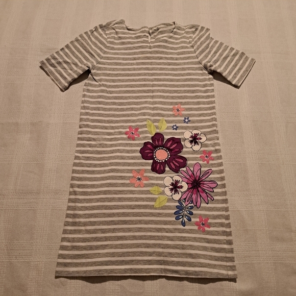 Gymboree girls size Large or 10-12 gray & white striped dress, flower design - Picture 1 of 5